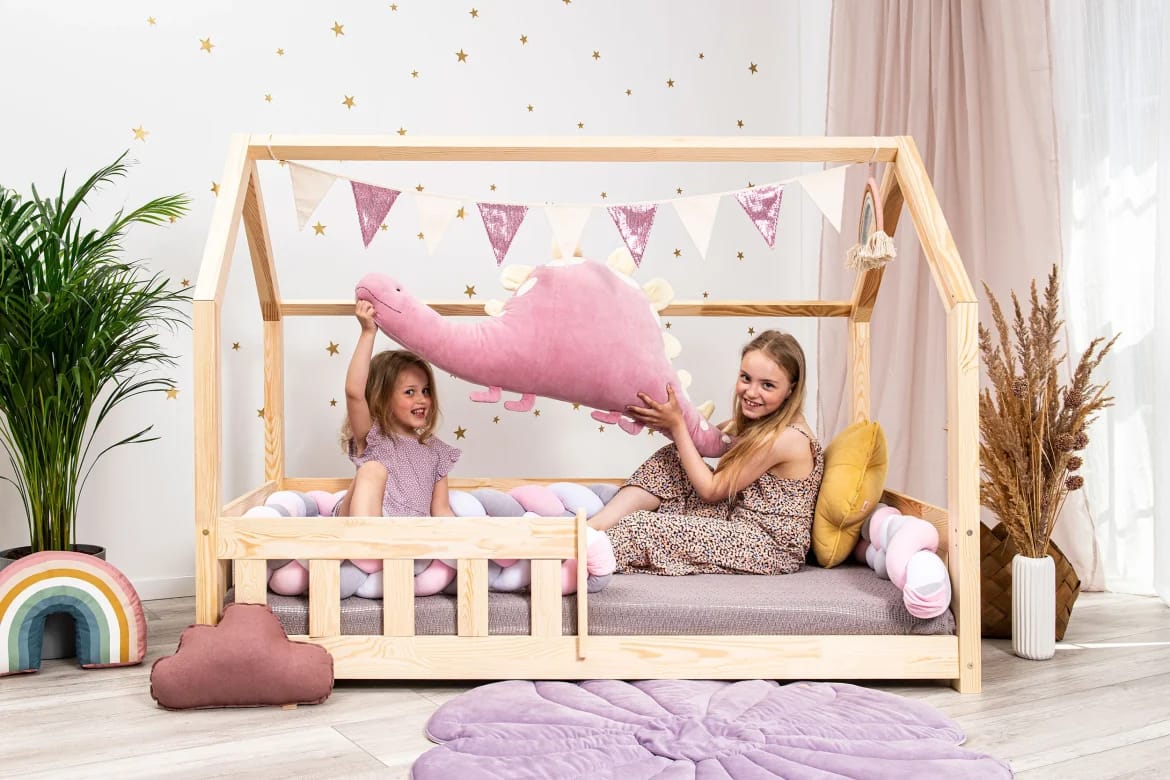 Entspanntes Schlafen im TiCAA Bodenbett 140x200
